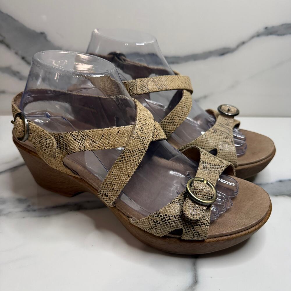 Dansko Women's Taupe Leather Julie Wedge Sandals Sz 40 Sz 9.5-10 Boho Festival